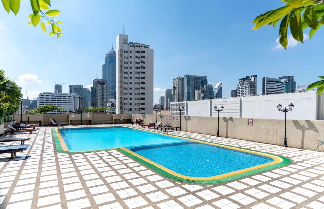 Omni Tower Cozy Apartment Near Nana Bts 曼谷 外观 照片